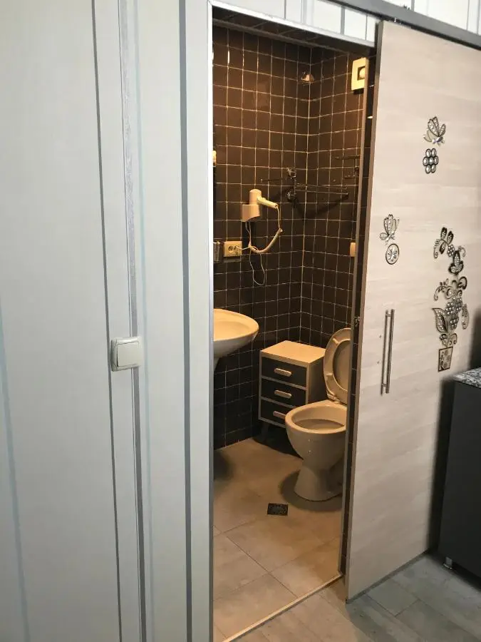 flat 44