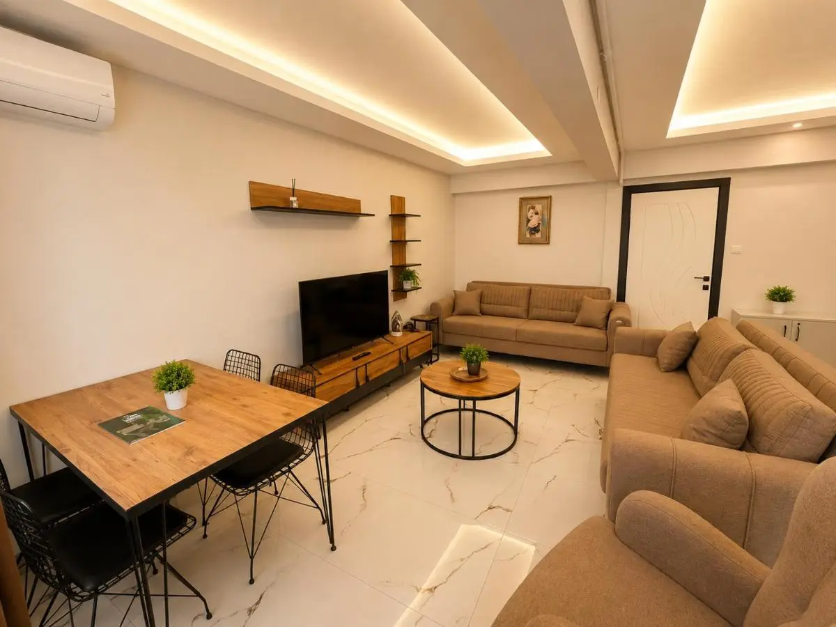 Lumiera Suites Hotel