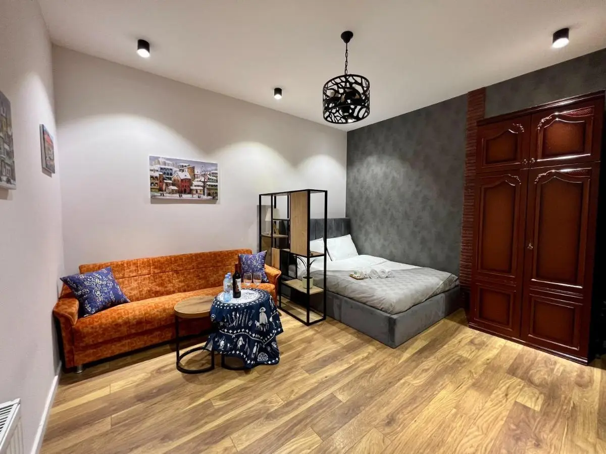 Room 42