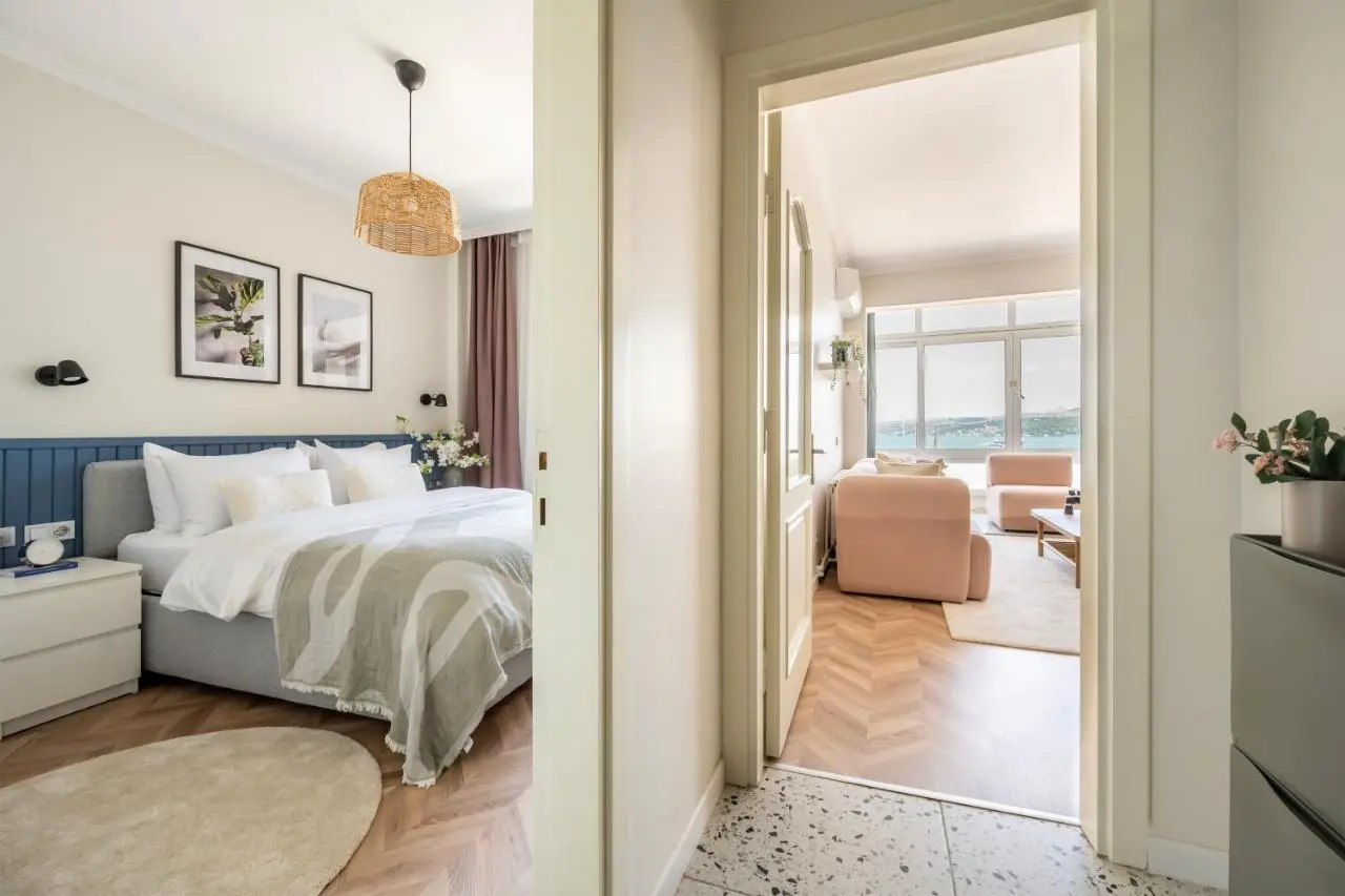Stay Beyond the Bosphorus #6