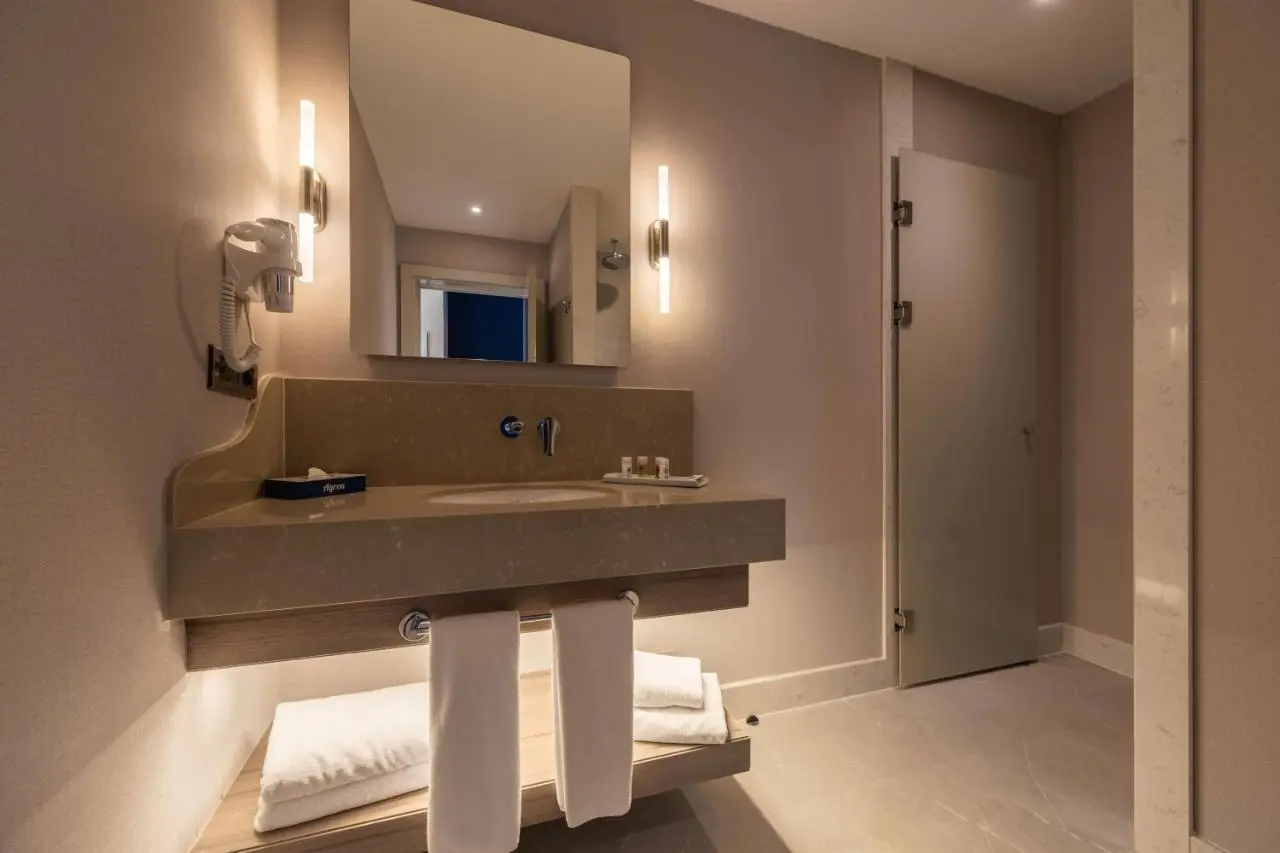 Ramada Encore Istanbul Bayrampasa