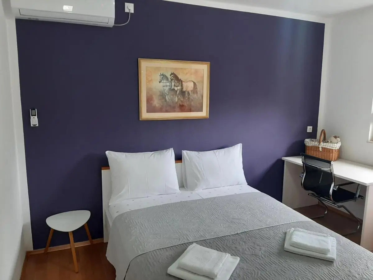 Guest House NO 13