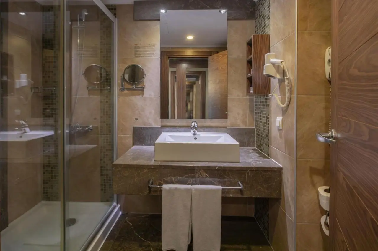 Kolin Hotel Spa & Convention Center