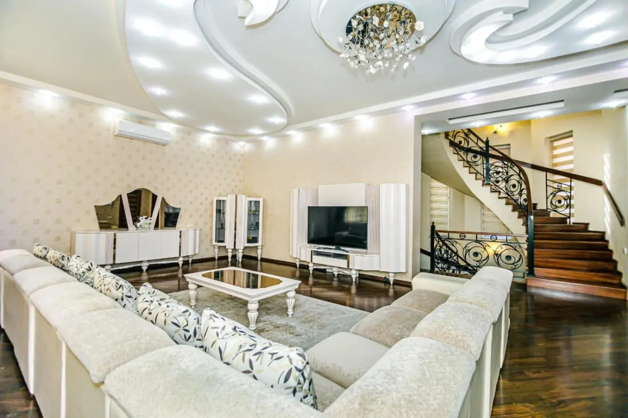 Deluxe villa Baku