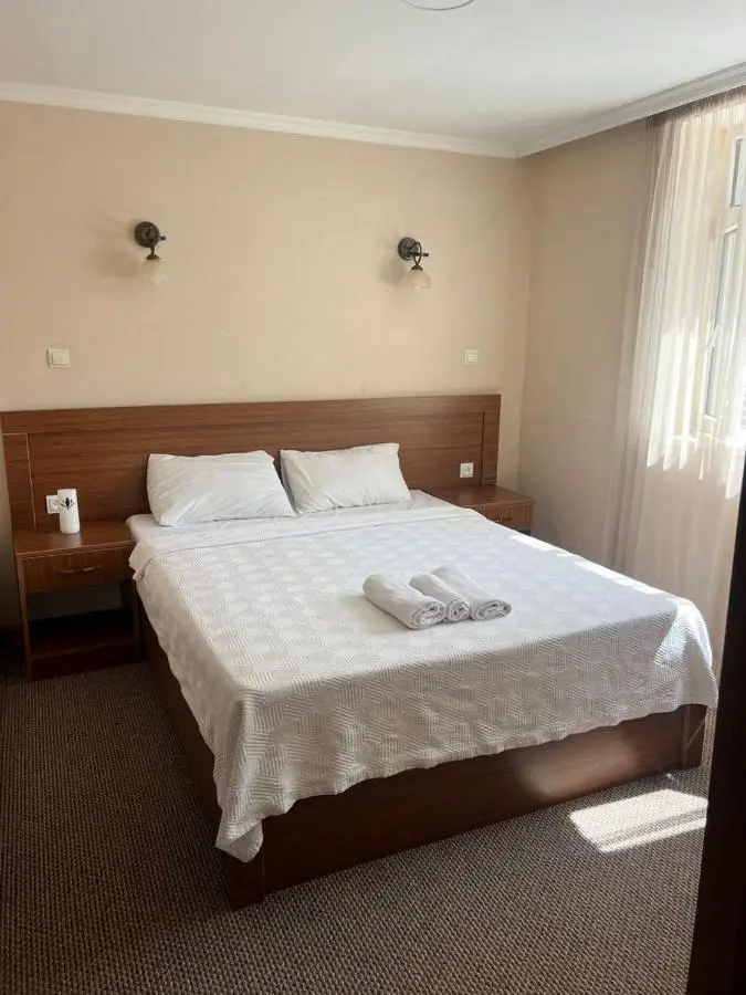 HOTEL L - Bakuri