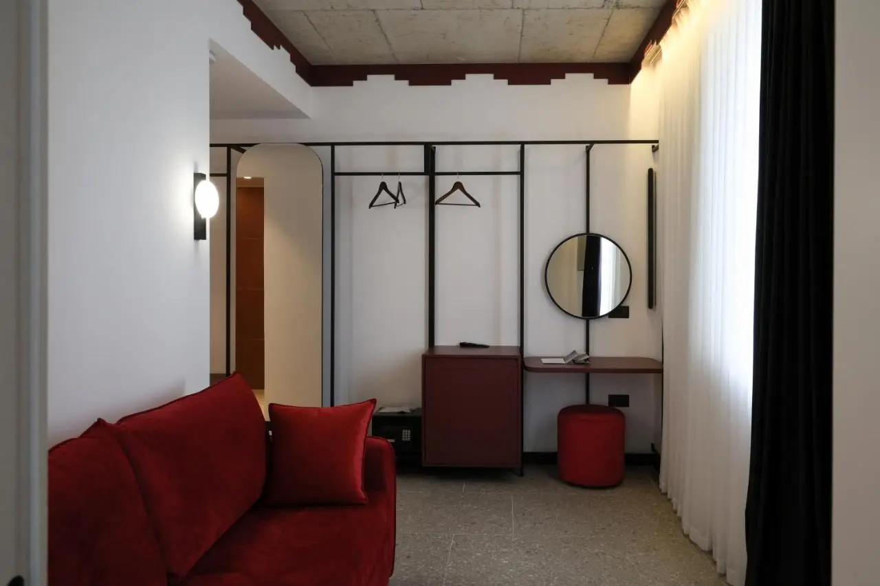 Bazaar Hotel