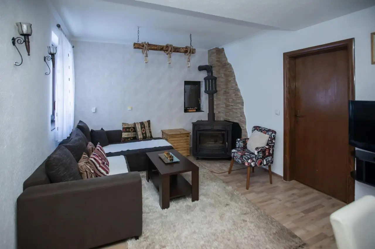 Apartment T&T