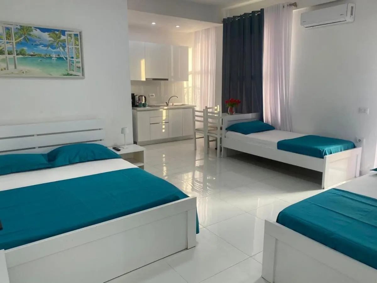 Rai Rooms