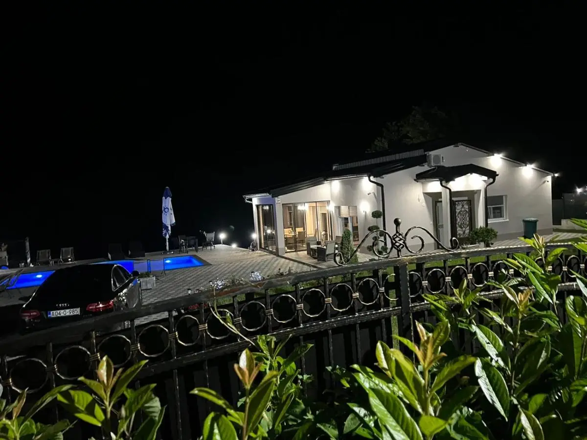 Villa Lux