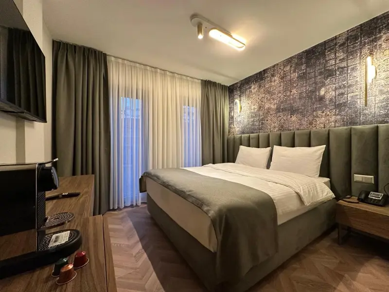 Iris Han Hotel