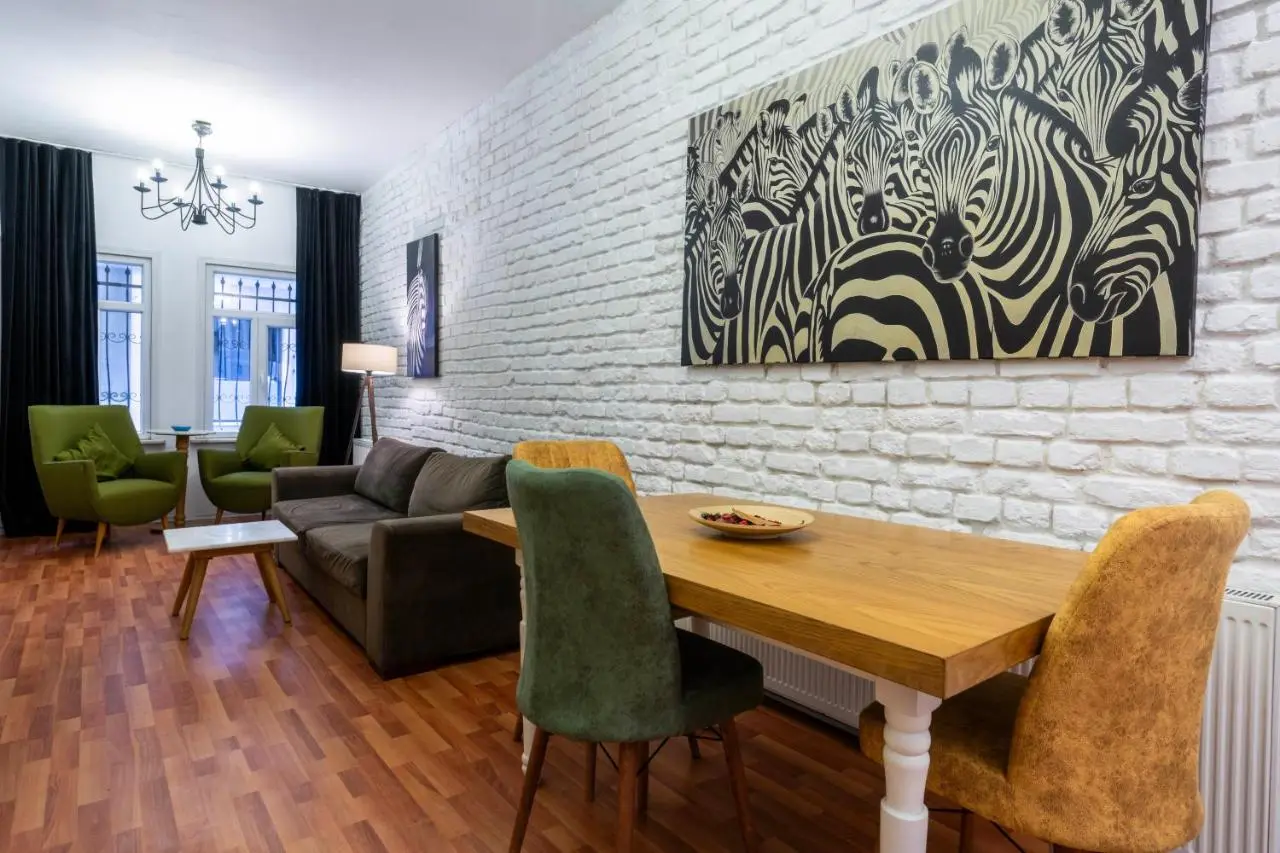 5 Apartment Galata