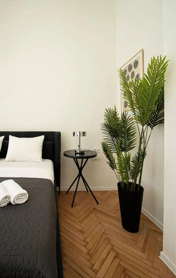 Chic 3BR Apt Near Fabrika - By Wehost