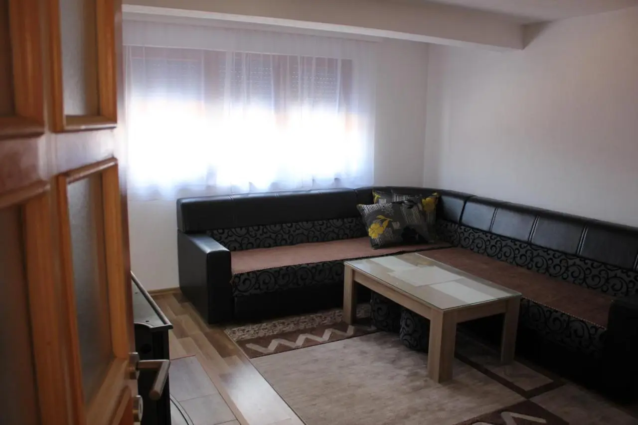 Apartments Zoni