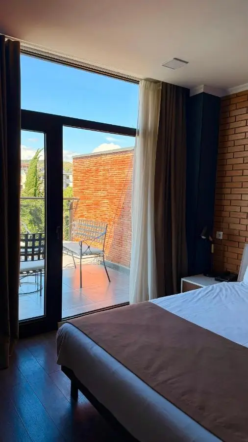 Bricks Hotel
