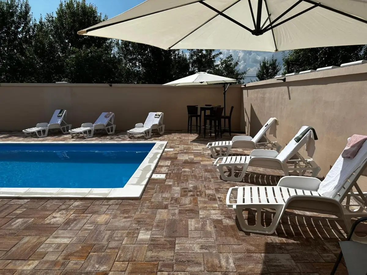 Villa Mercurii