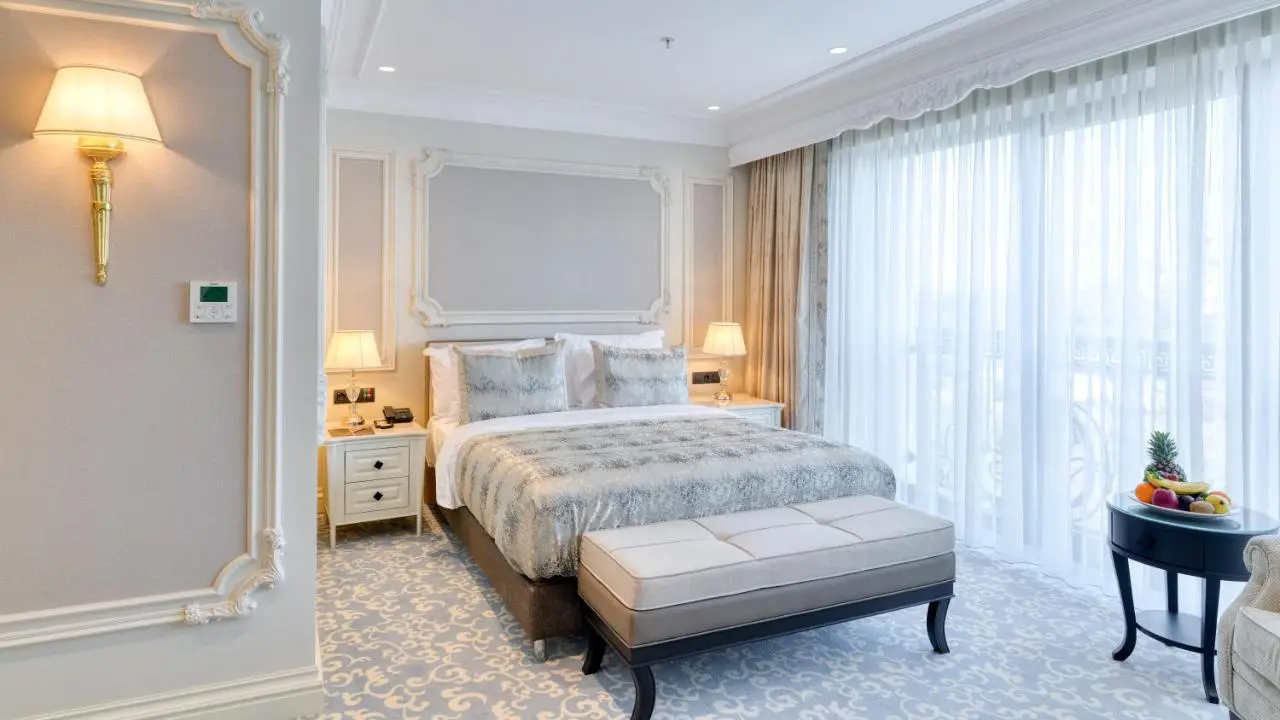 Dekalb Hotel Istanbul