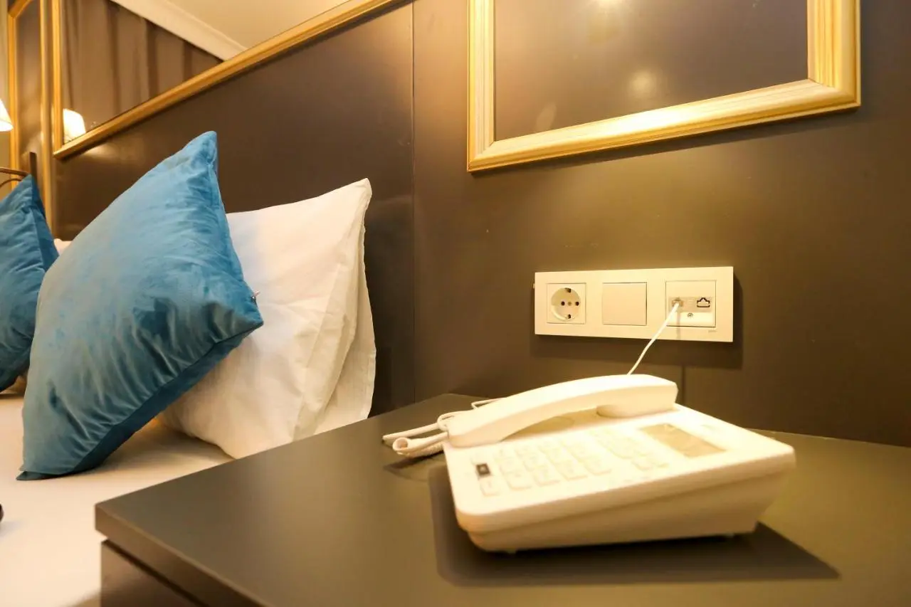 Grand Moon Hotel Suites