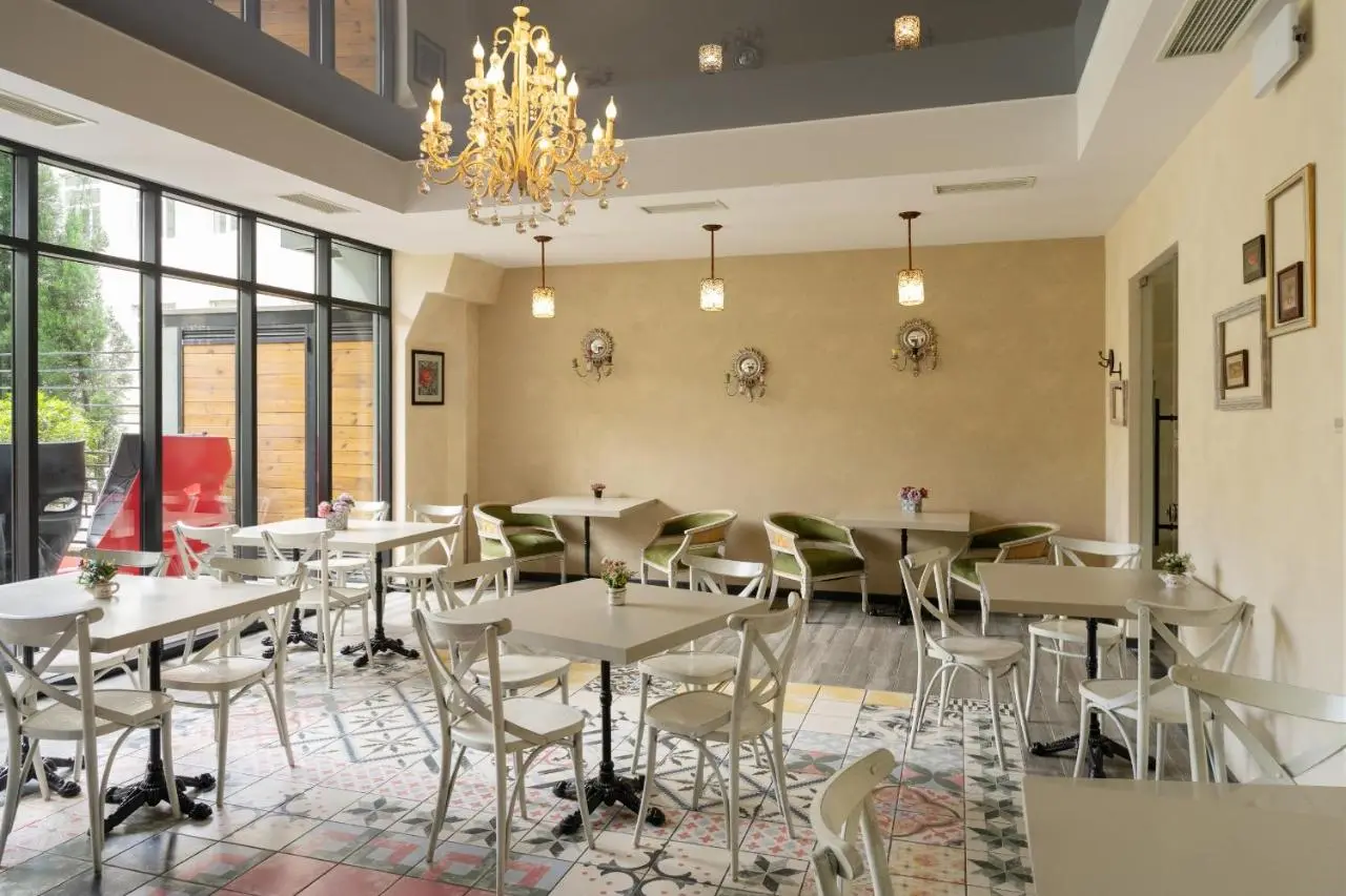 Sephia Hotel