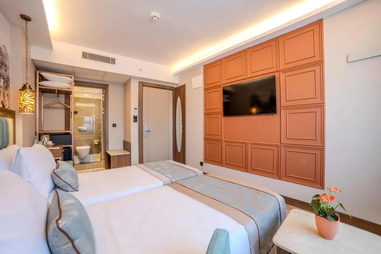 Grand Hilarium Hotel