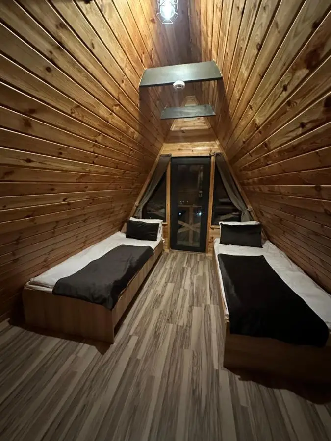 A-Frame Qusar