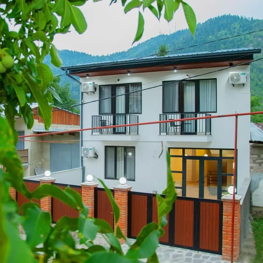 Likani Home