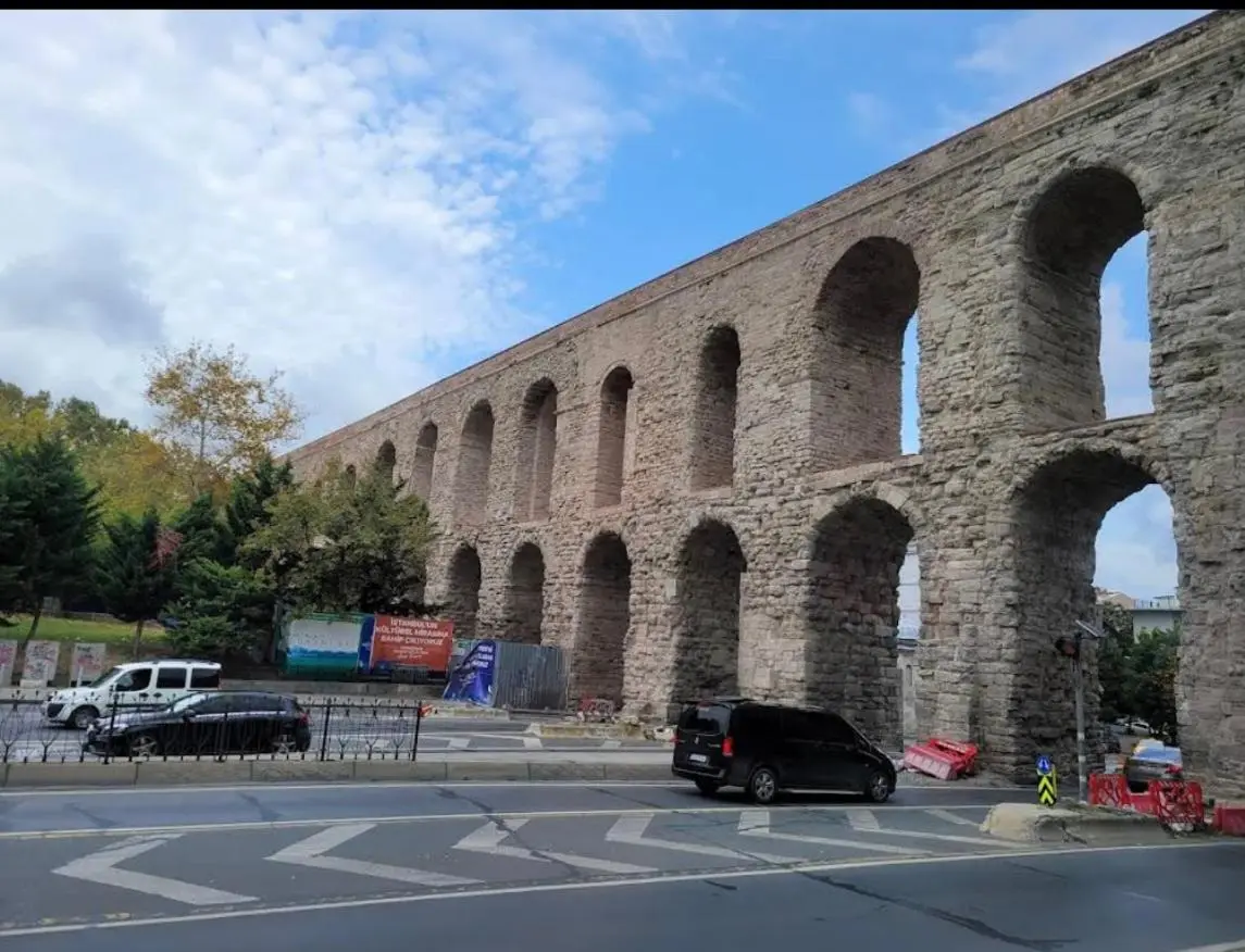Mutlu flat