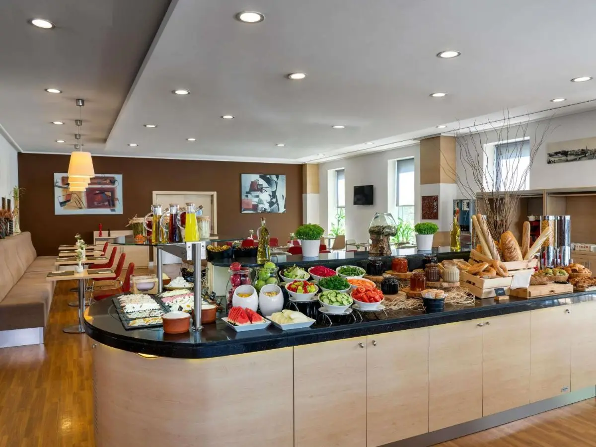 ibis Adana