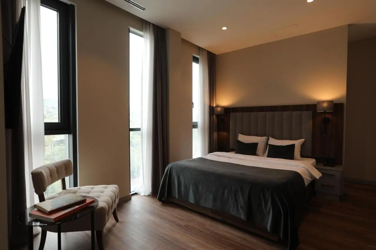 White Hill Hotel