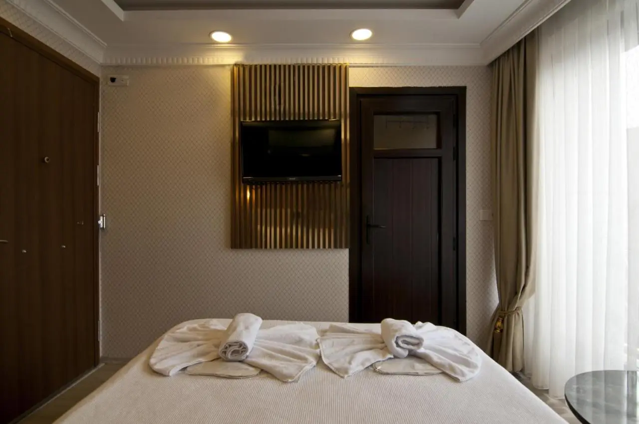 IMMORTELLE HOTEL lord sophiha