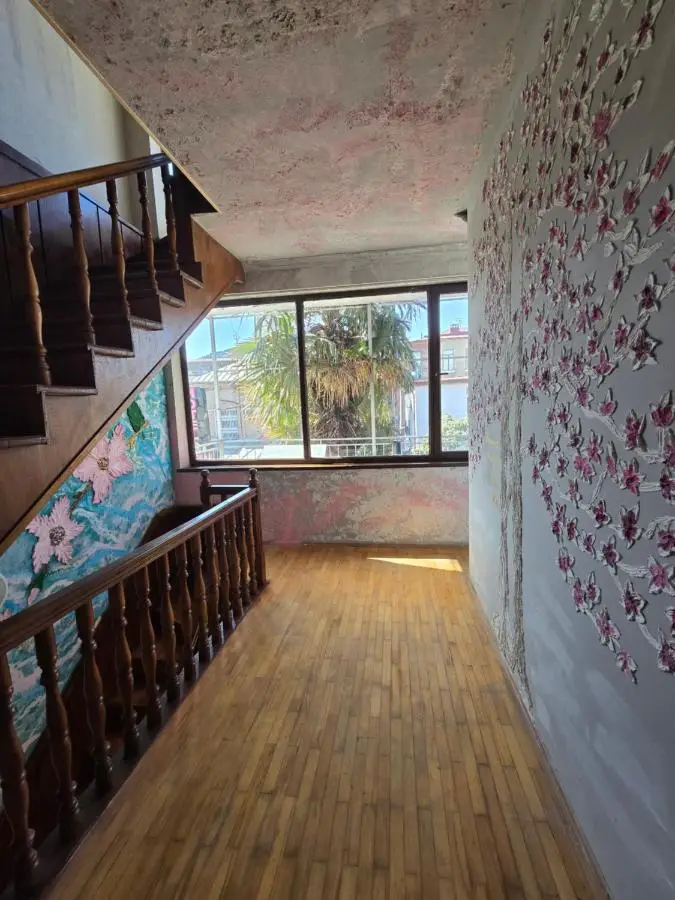 Hirmas boutique hotel