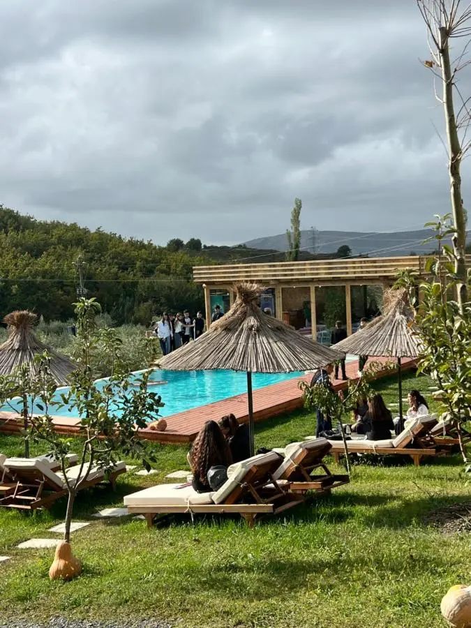 Guest House Si n'shpi tande - Mrizi i Zanave