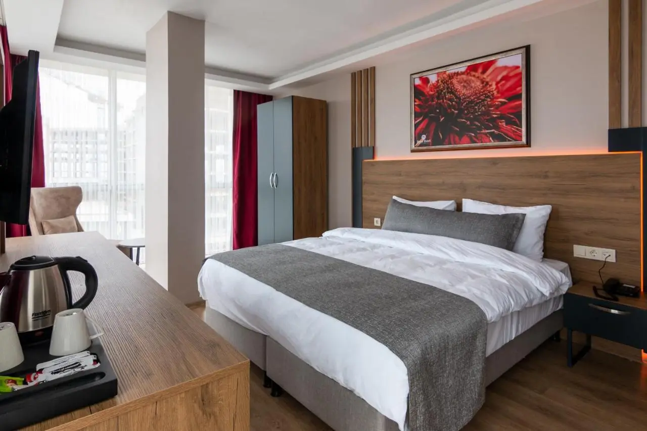 RUSH HOTEL İSTANBUL