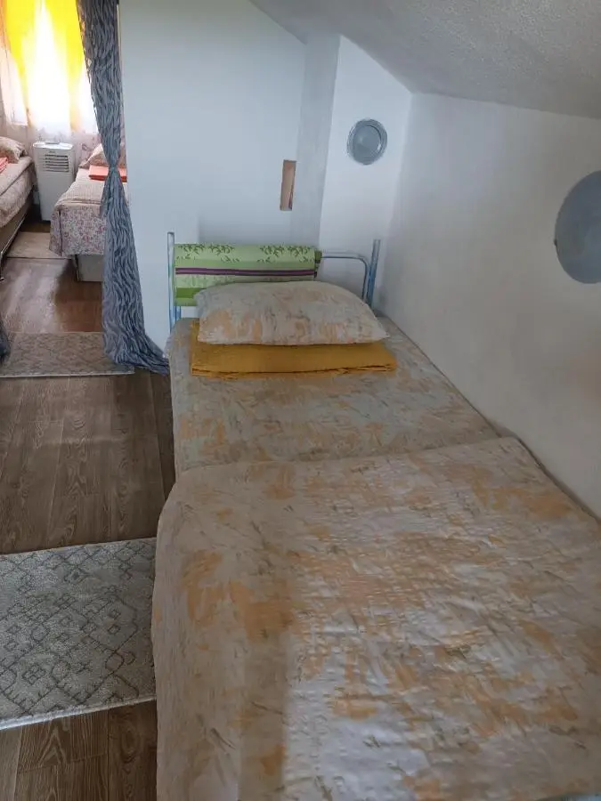 Privatni smještaj Kurtalija