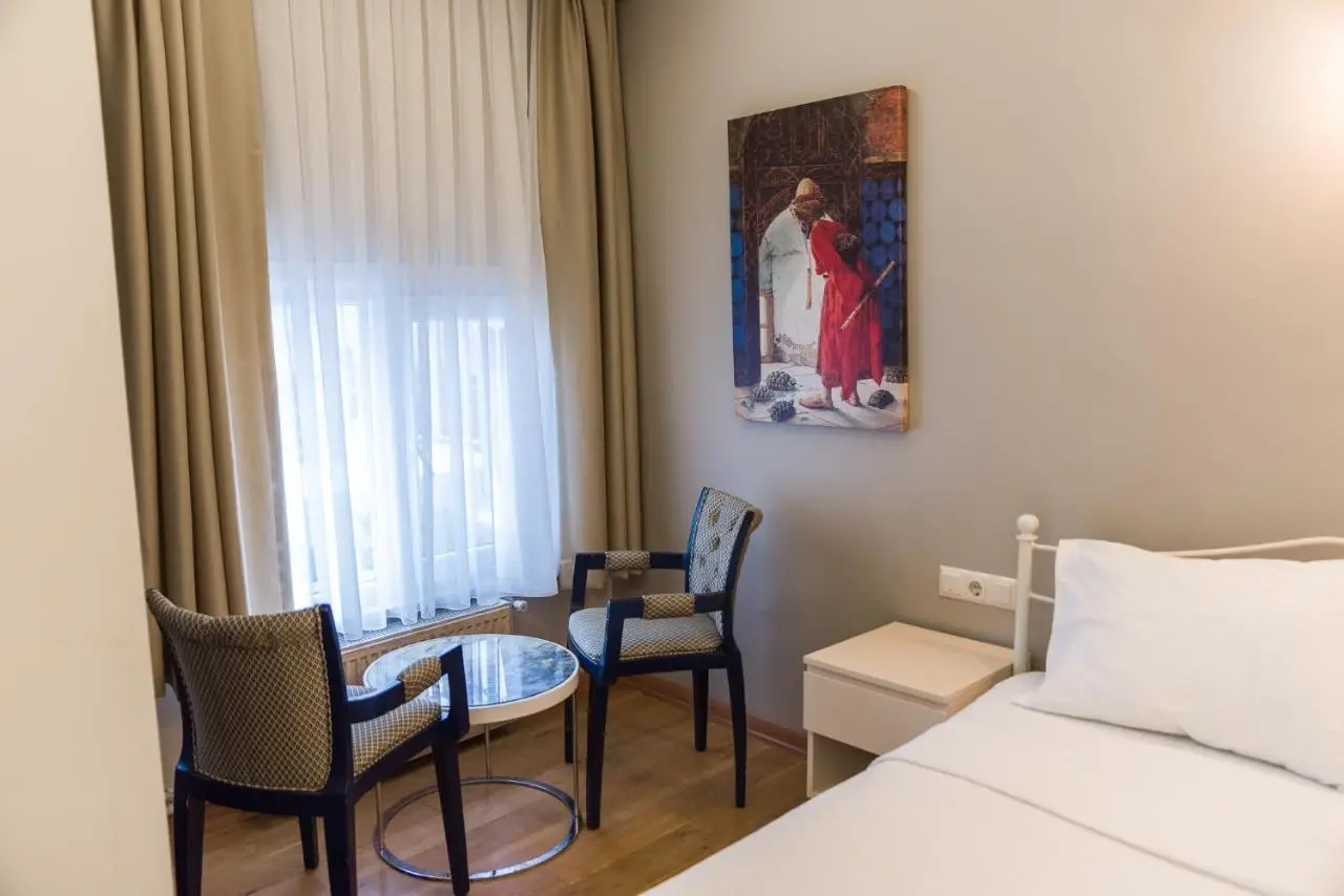 Ragip Pasha Apartments
