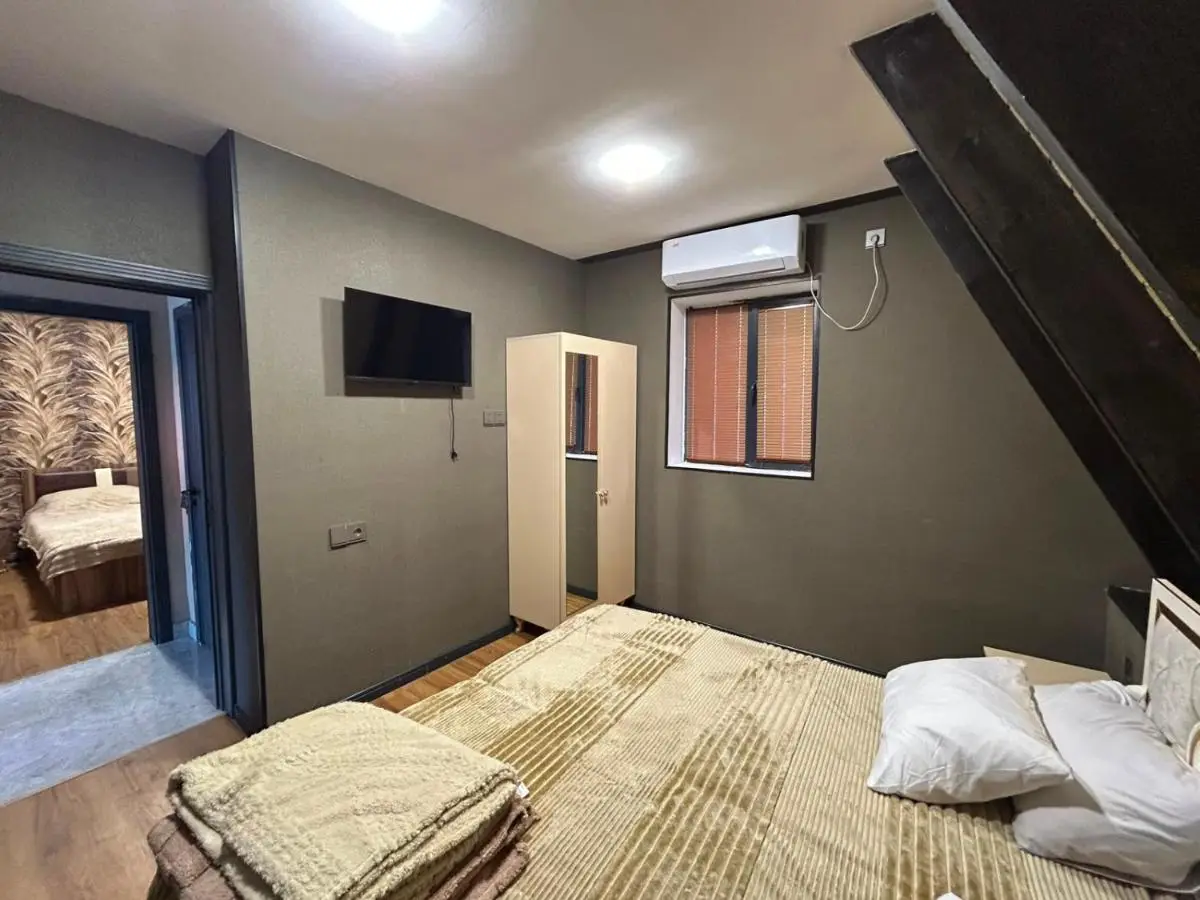 Roman's Spa & Villas