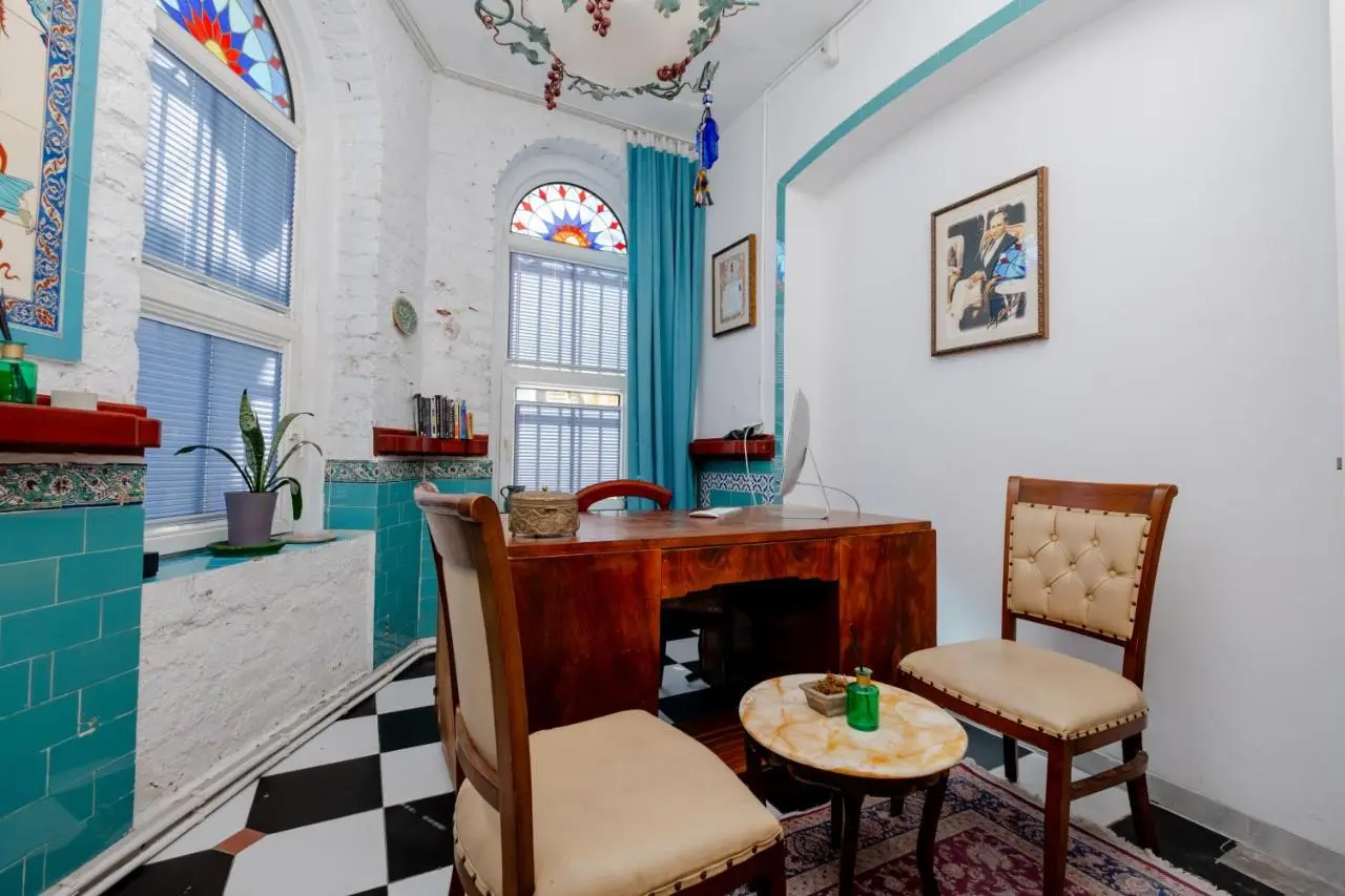 Nevalist Hotel