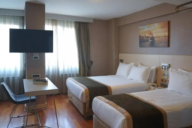 Hotel Troya