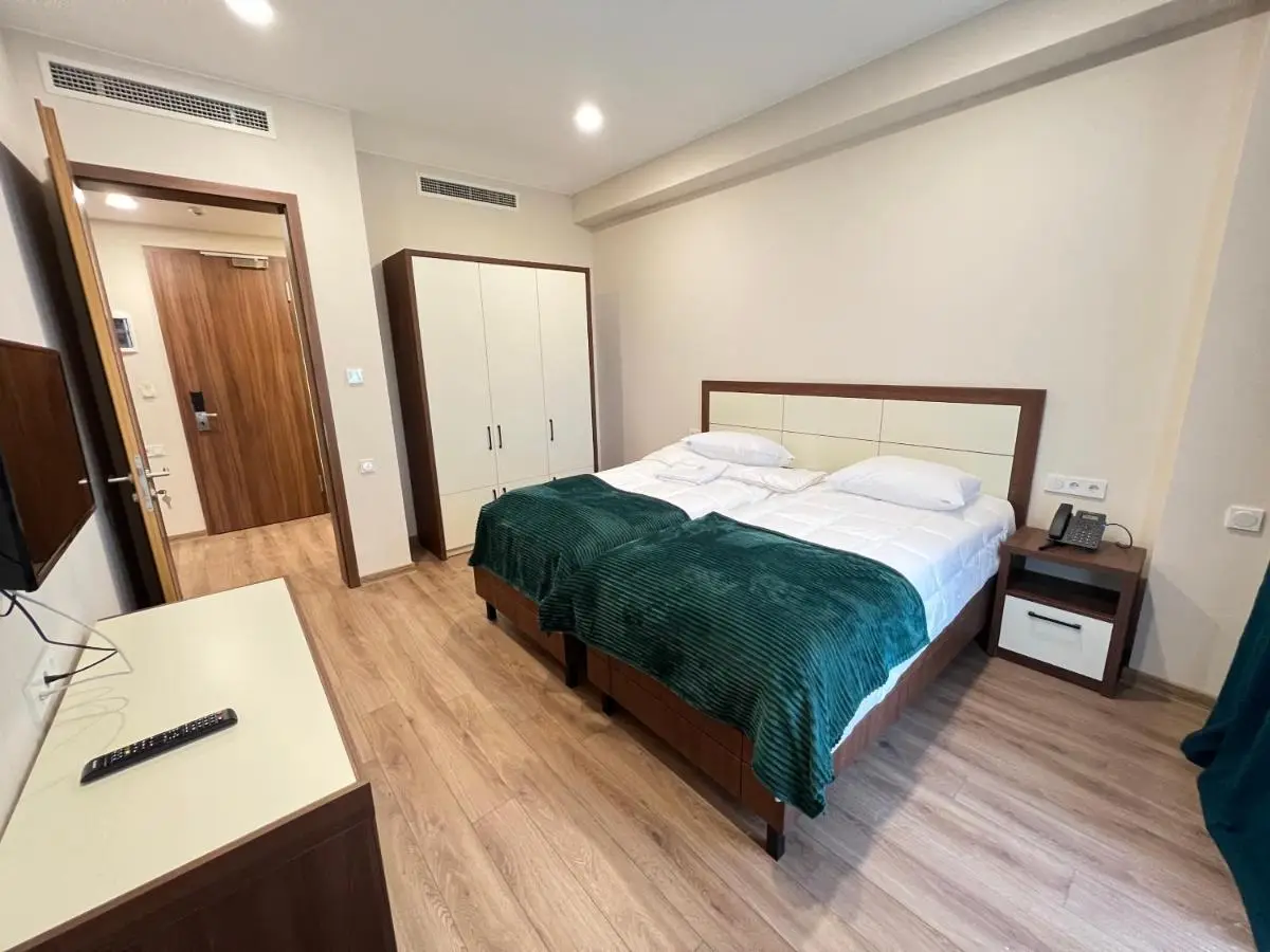 HOTEL WEST TBILISI