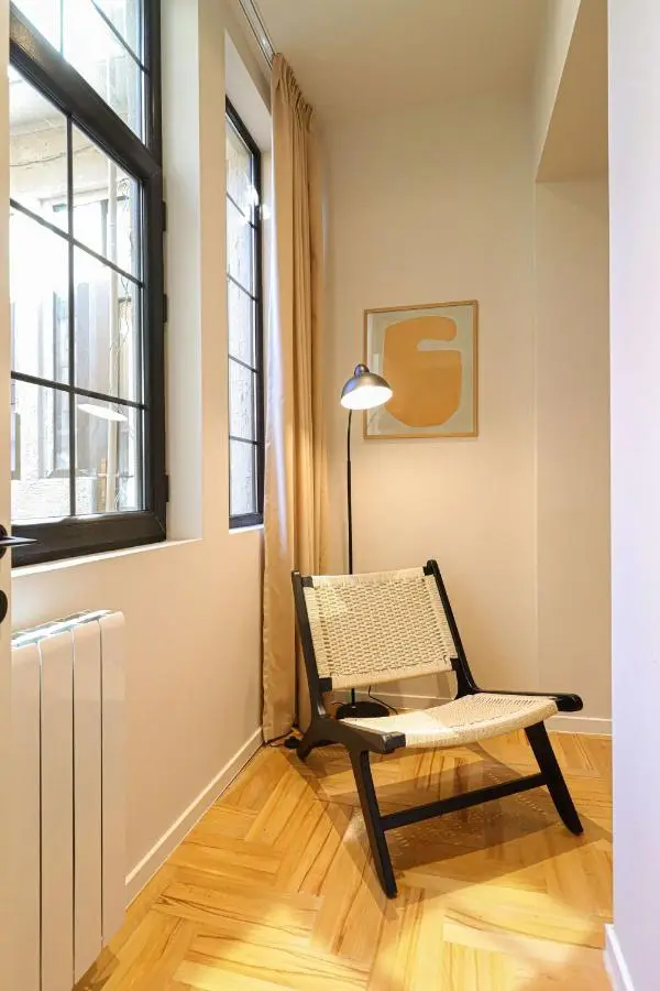 Newly Designed 2BR Apartment In Center-By Wehost