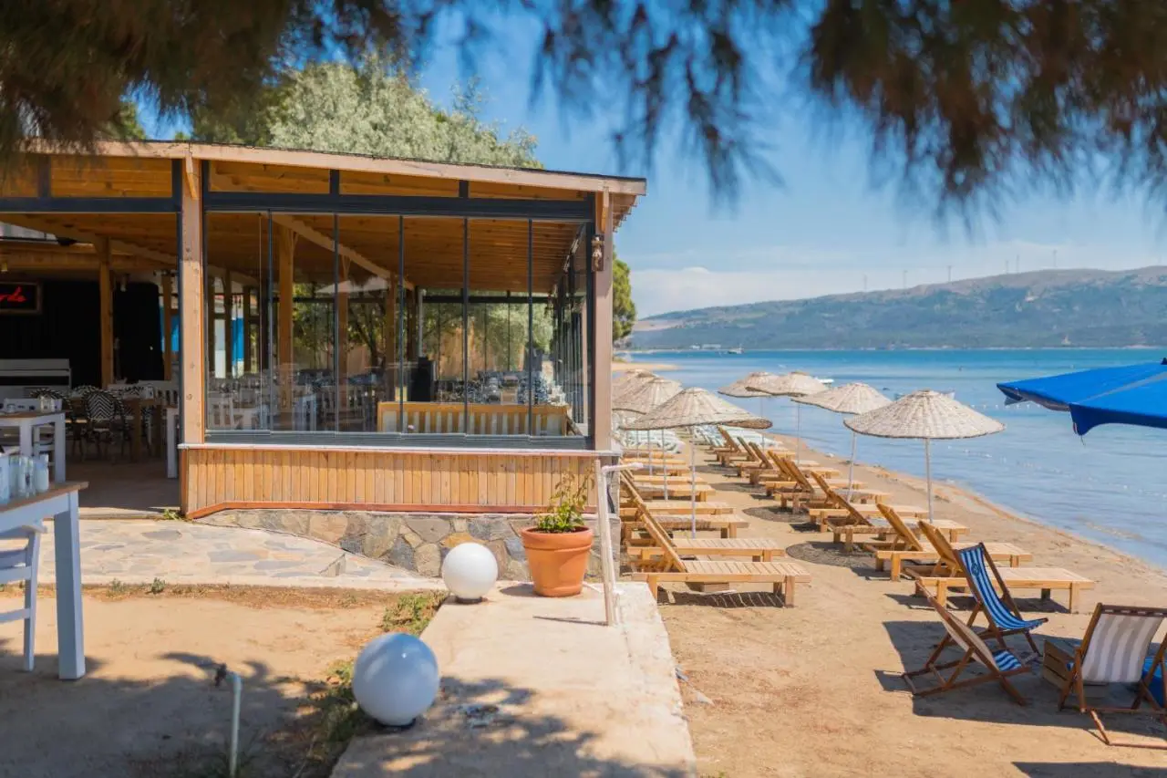 Pino Mar Luxury Bungalows