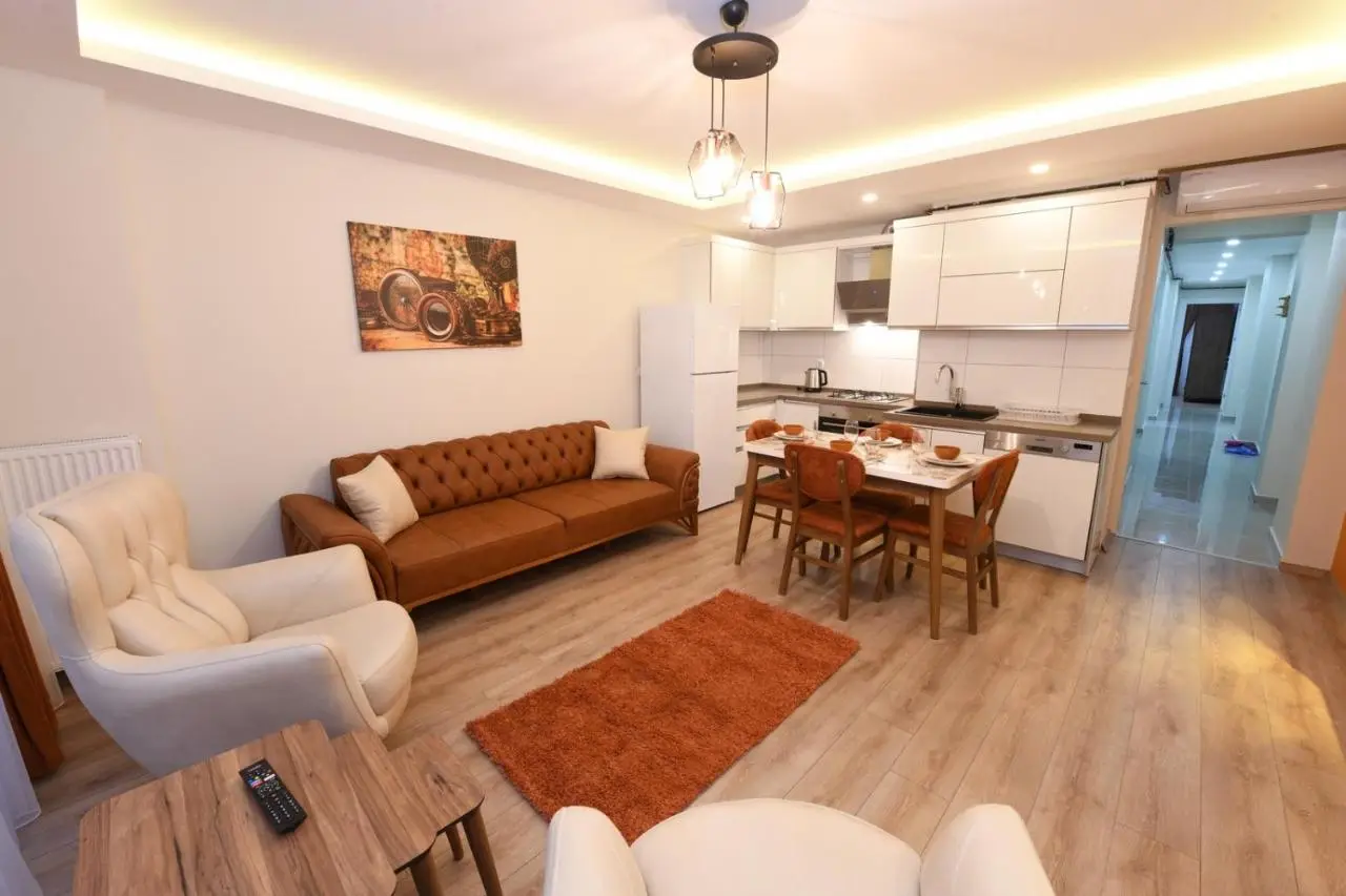 Uzay Apartments