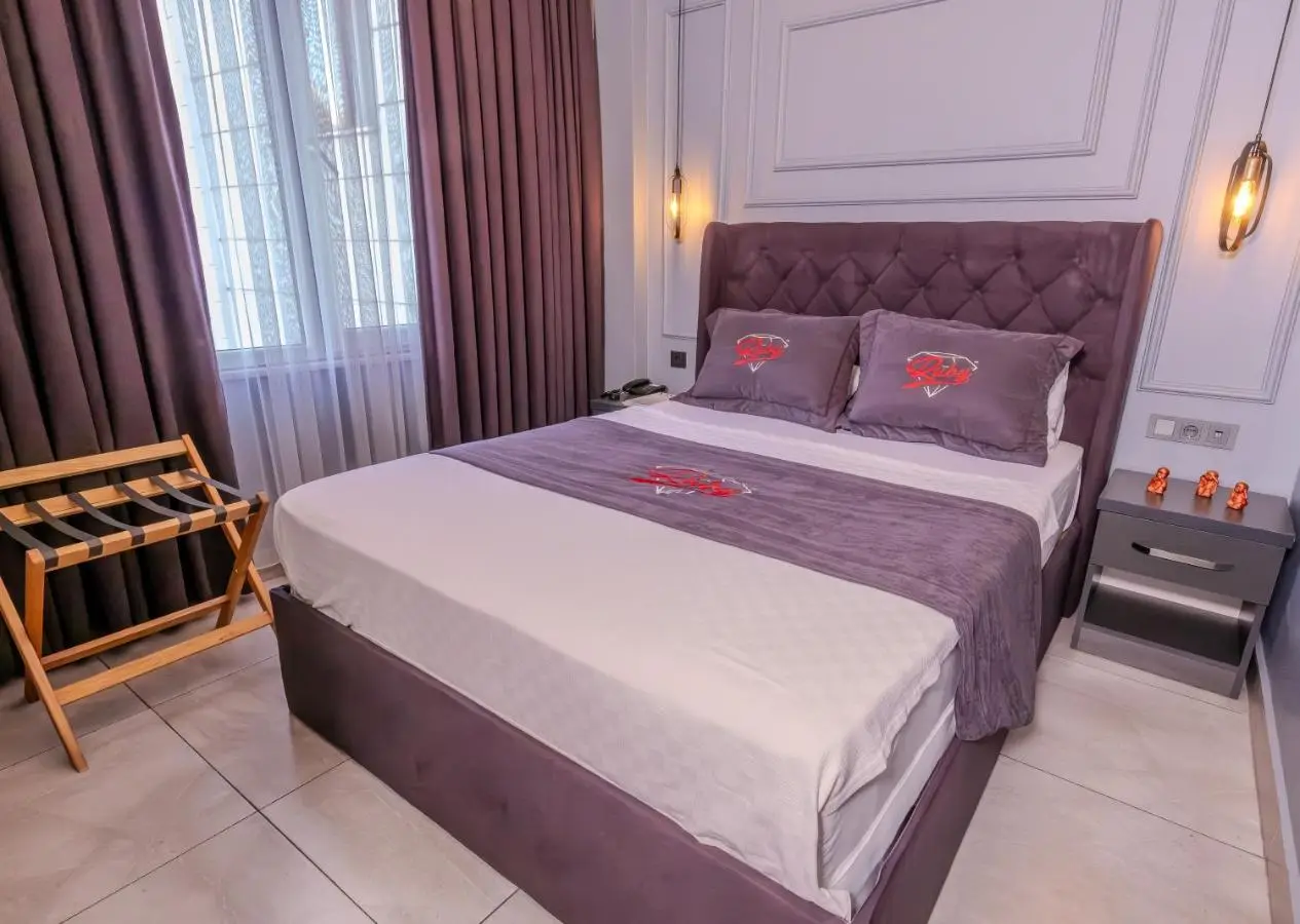 Ruby Hotel