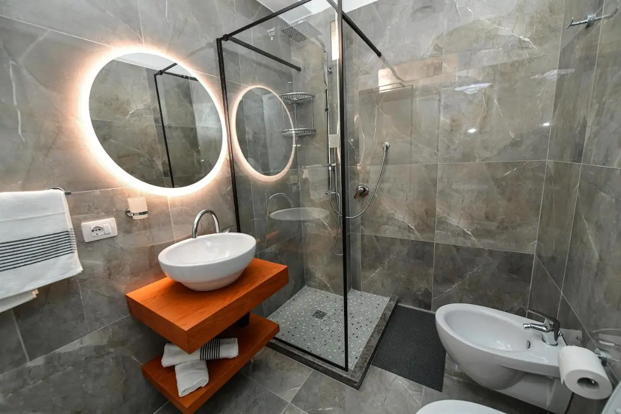New Central Apartment