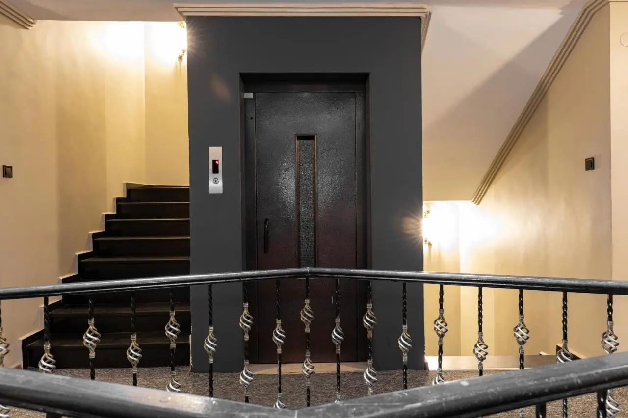 BURSA LOYAL CiTY HOTEL