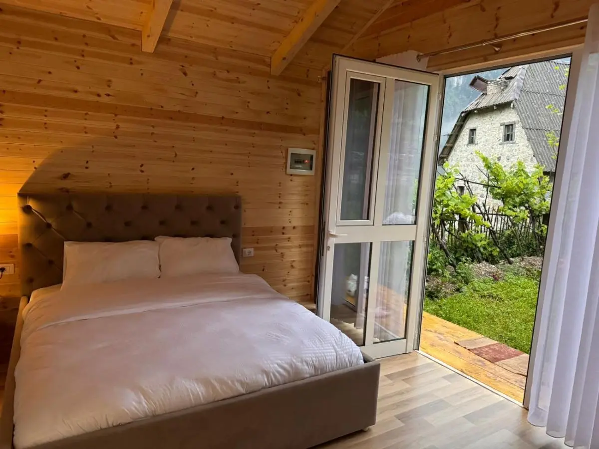 Thethi Mountain Villas
