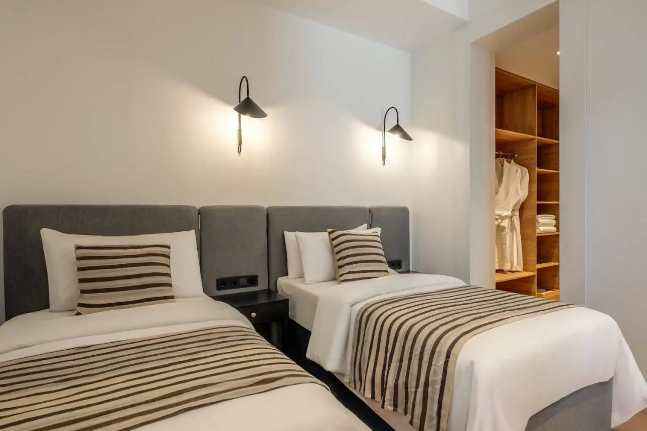 Artifact Apart Hotel