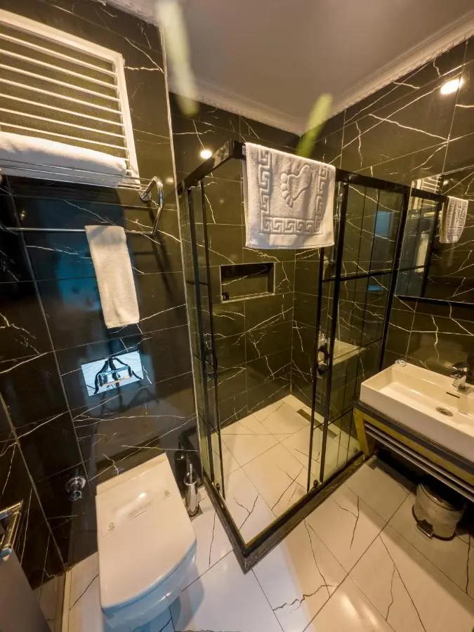 Express Plus Hotel