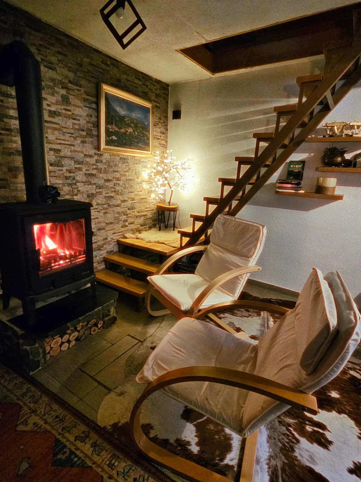 Mystery lodge