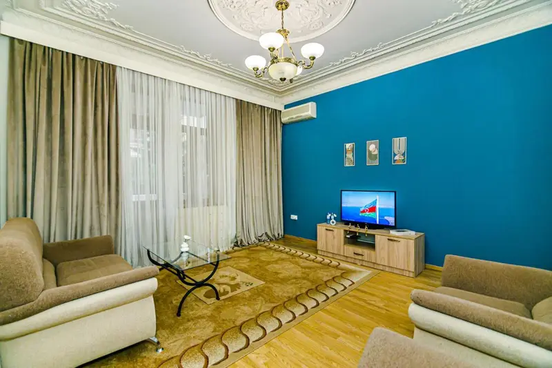 Tranquil Green Corner One Bedroom