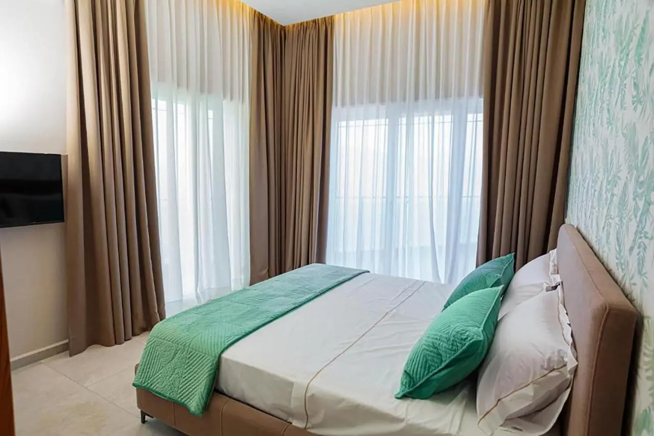 Toto Hotel & Apartments